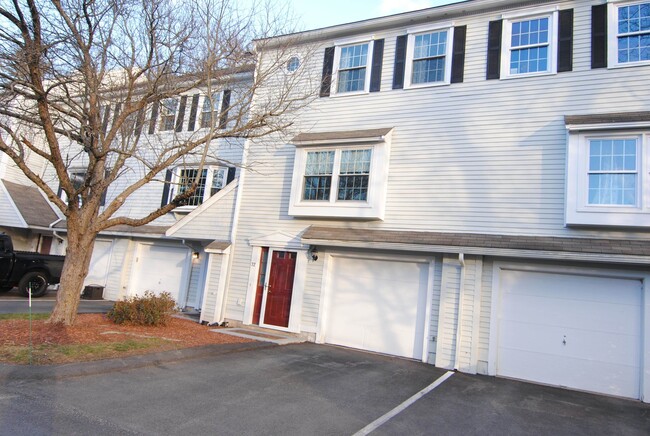 Photo - 72 Stillwater Dr Townhome