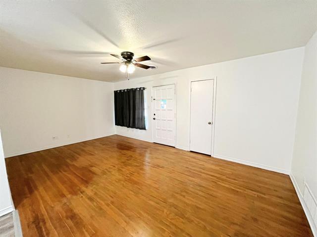 Photo - 907 Royal St