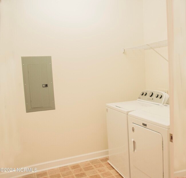 270 Woodlands Way Condo Unit 13 Condo for Rent in Calabash, NC