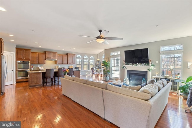 Photo - 2716 Beech Orchard Ln