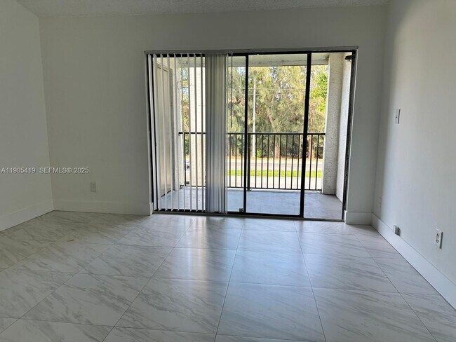 Photo - 610 S Park Rd Unit 27-1