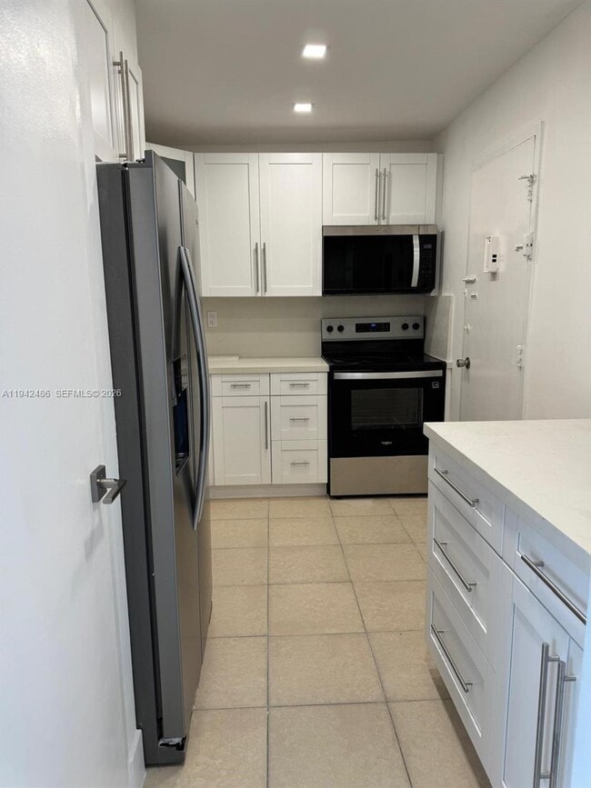 Building Photo - 1865 79th Street Causeway Unit 15A