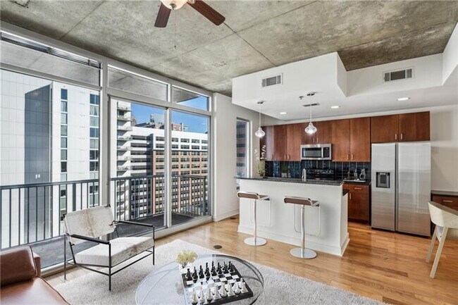 Photo - 44 Peachtree Pl NW Unit 1828