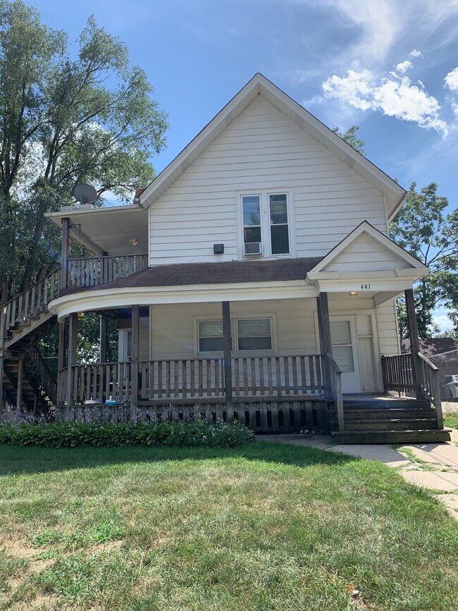 Photo - 441 Addison St Unit Four