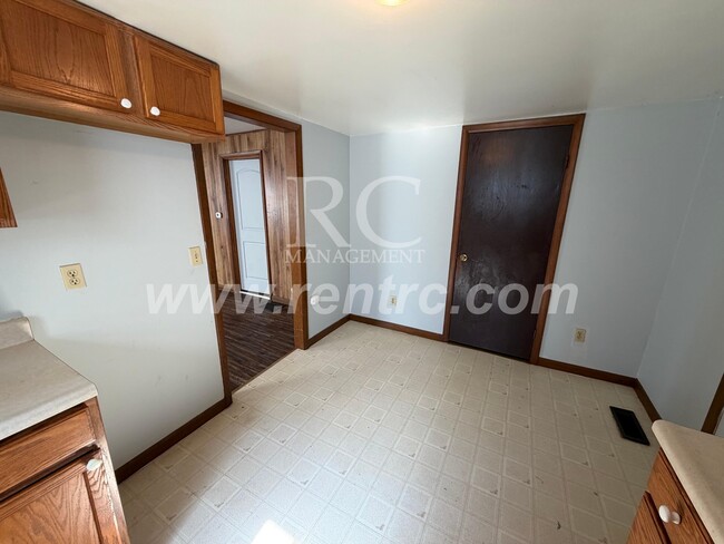 Photo - 23 Brewer-