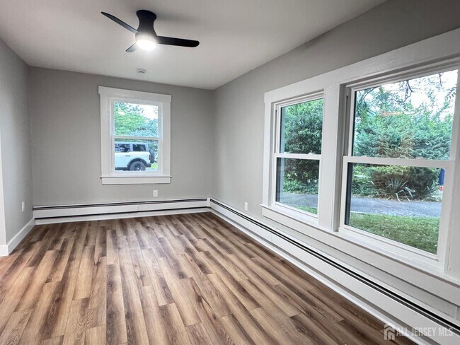 6 Seaglade Cir