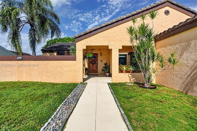 Photo - 15660 SW 152nd Pl