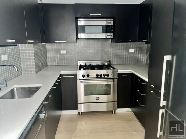 East 39th Street - East 39th Street Apartment Unit 13B