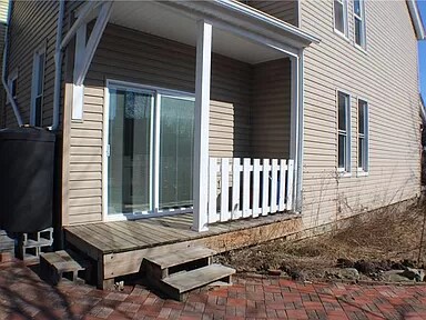Photo - 523 Lowell St