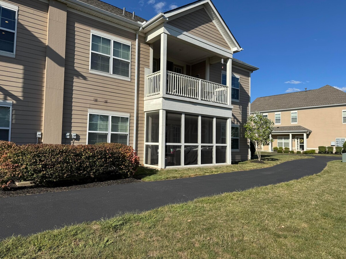 Photo - 3229 Rossmore Cir