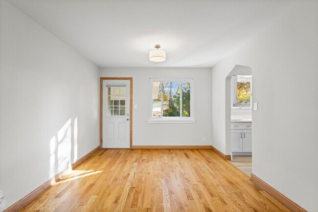 Photo - 1307 Highridge Pkwy