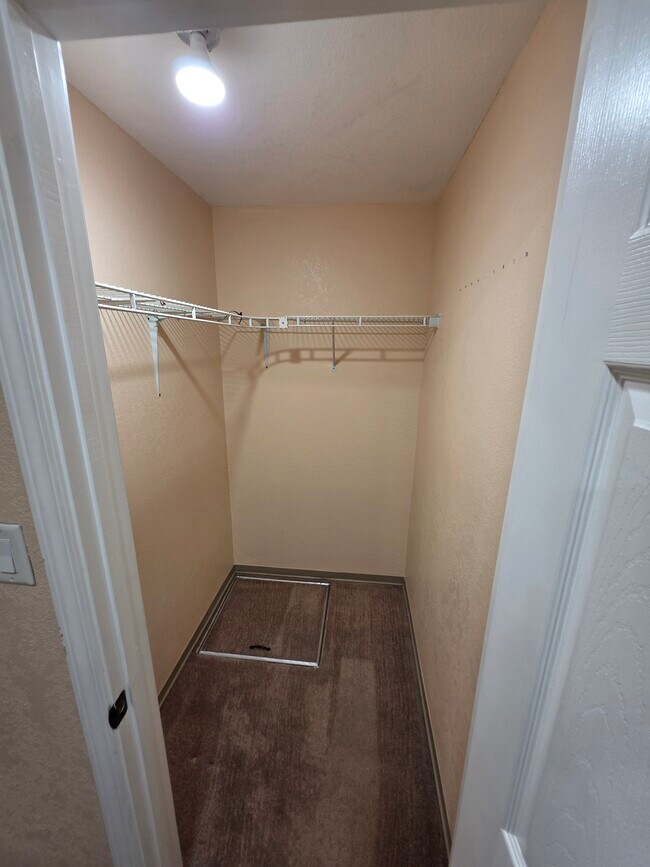 Photo - 212 Broadway Blvd SE Unit 3