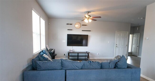 Photo - 160 Shearwater Ln