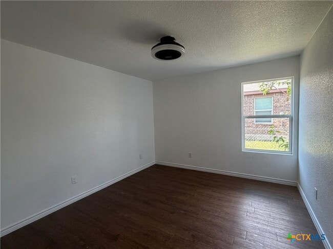 403 Olaf Dr