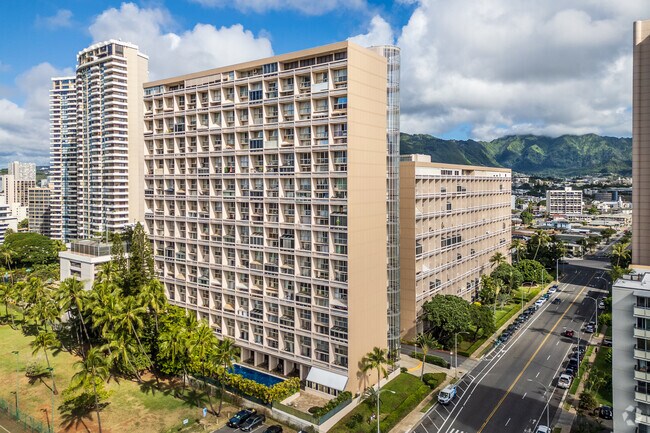 Photo - Ala Wai Plaza Apartments