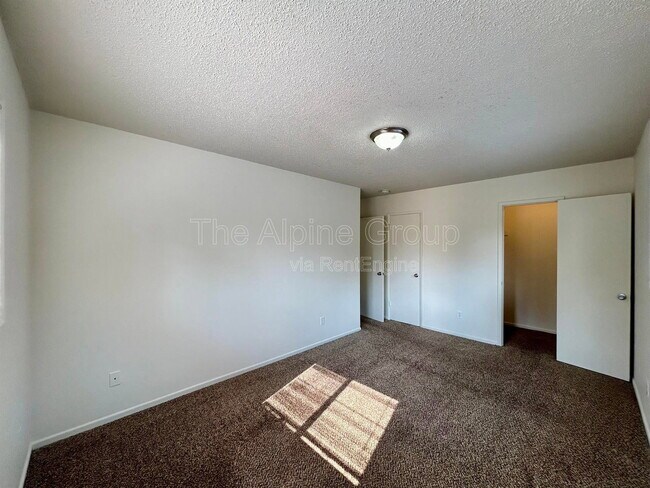 Photo - 6041 SW Valley Ave