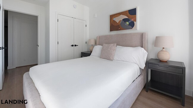 Photo - 632 Howard Rd SE Unidad 638