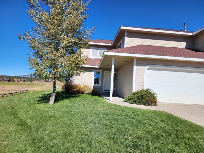 Photo - Fully Furnished Townhome On Golf Course