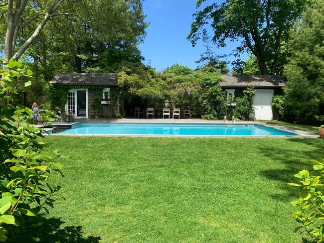 Photo - 81 Hampton St