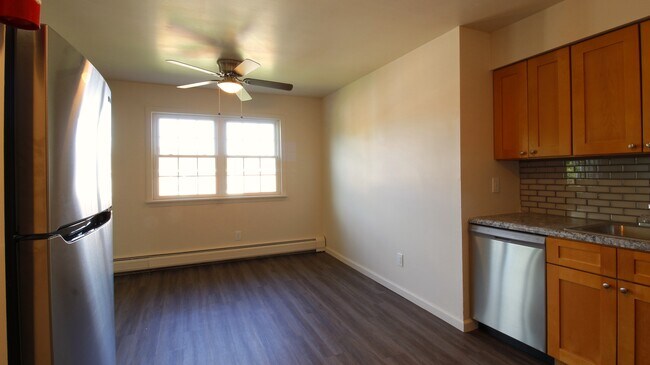 Photo - Stevens Manor Apartments