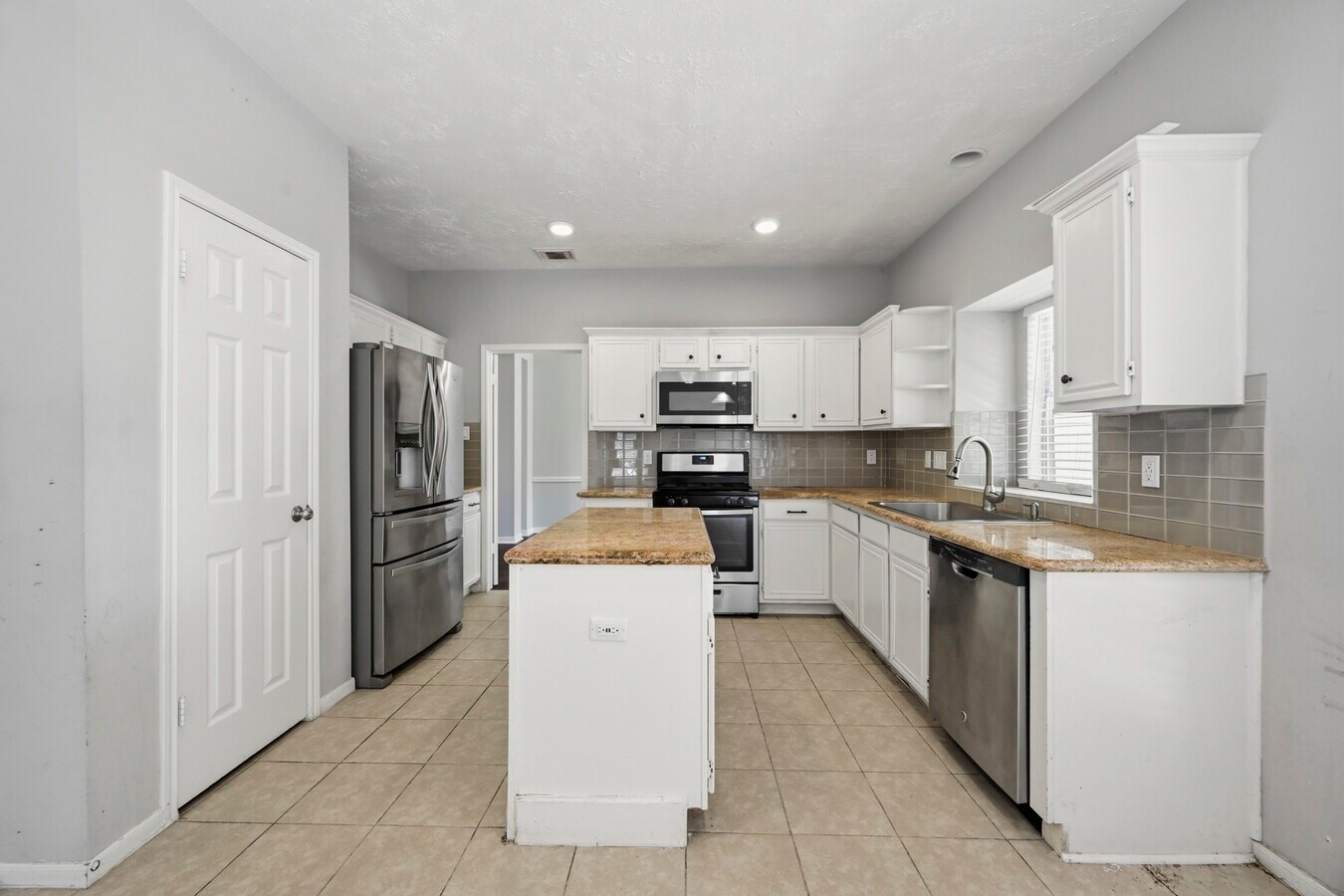 Photo - 12815 Laleu Ln