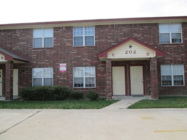 Building Photo - 202 W Mary Jane Dr Unit C