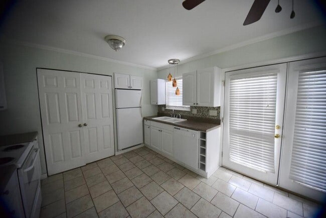 Photo - 1423 Ashley River Rd