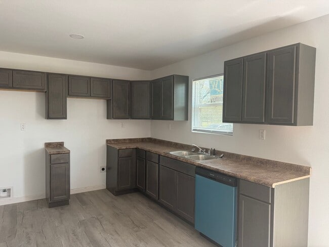 Photo - 3/2 Gladewater