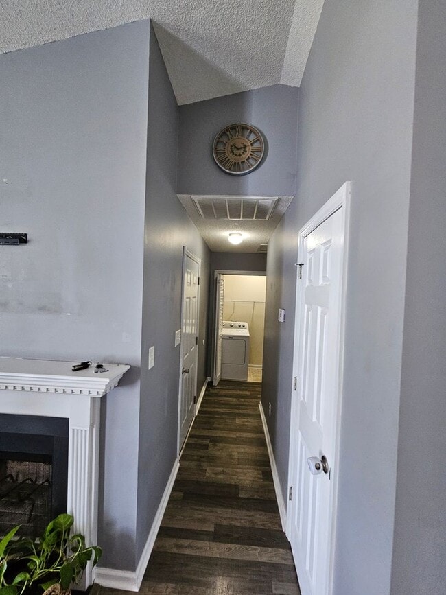 Photo - 3 Bedroom 2 Bath Richlands Home for Rent
