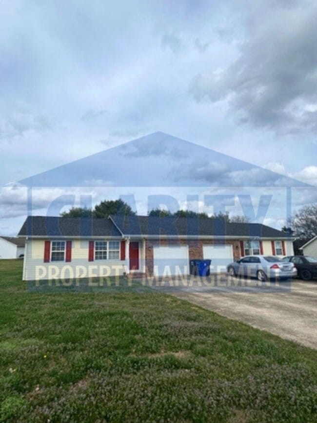 Photo - One level townhome w/garage!