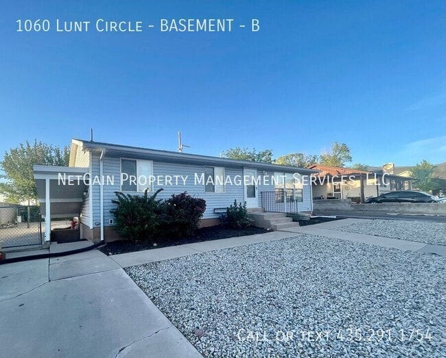 Building Photo - 1060 Lunt Cir Unit B