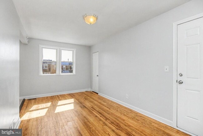Building Photo - 416 Hornel St