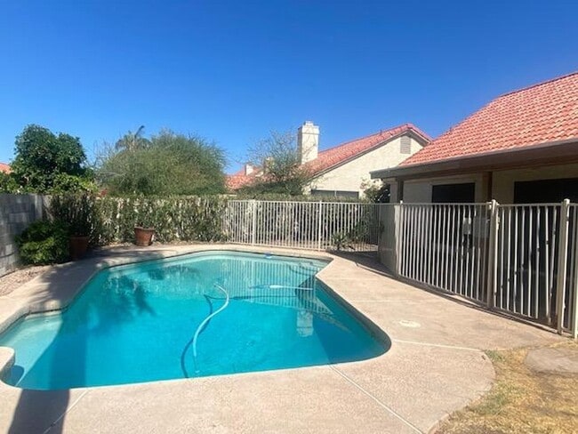 Photo - 1249 E Laurel Ave