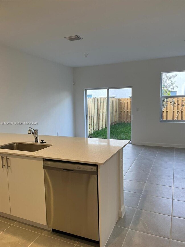 Photo - 16271 SW 292nd St