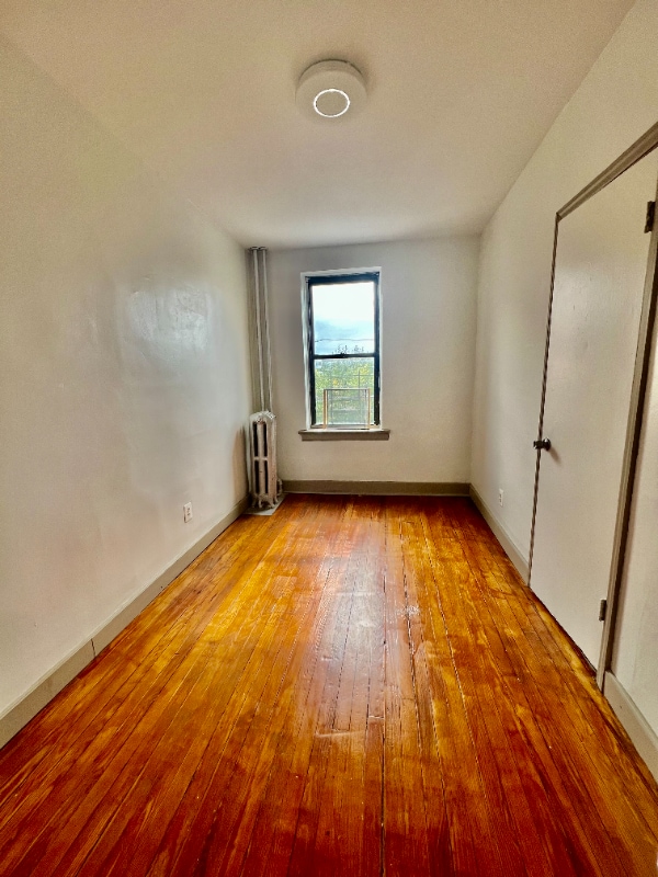 Photo - 354 Bergen Ave Unidad 18