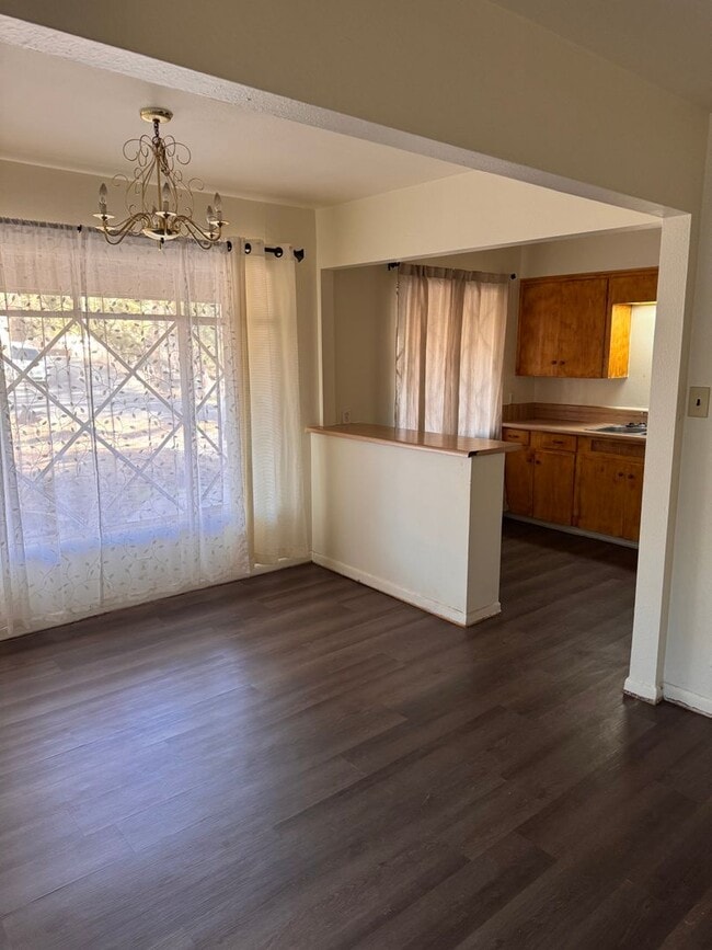 Photo - 2 Bedroom 1 Bathroom House North of Hospital