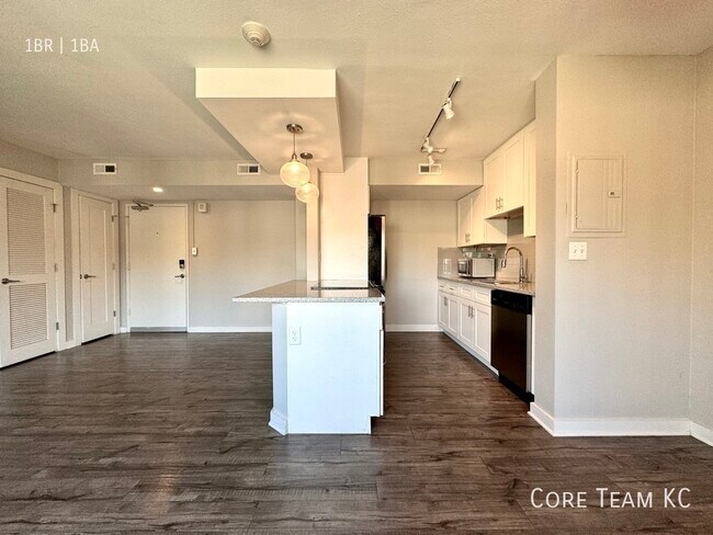 Photo - 209 Emanuel Cleaver II Blvd. Unit 909