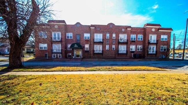 Elevación frontal - Baltimore Arms Apartments