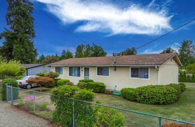 Kent rambler ready for move in! 3 bedroom... - Kent rambler ready for move in!  3 bedroom... House