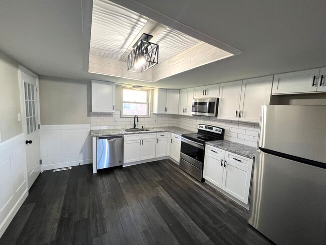 Photo - Stunning 3 Bed 1.5 Bath ranch available for rent in East Allentown