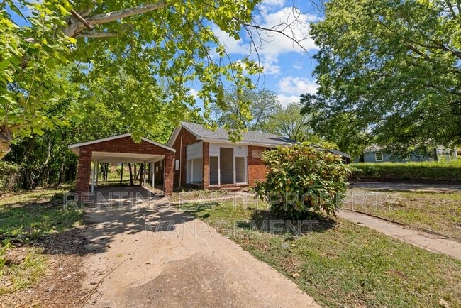 Photo - 108 E Ann Dr SW