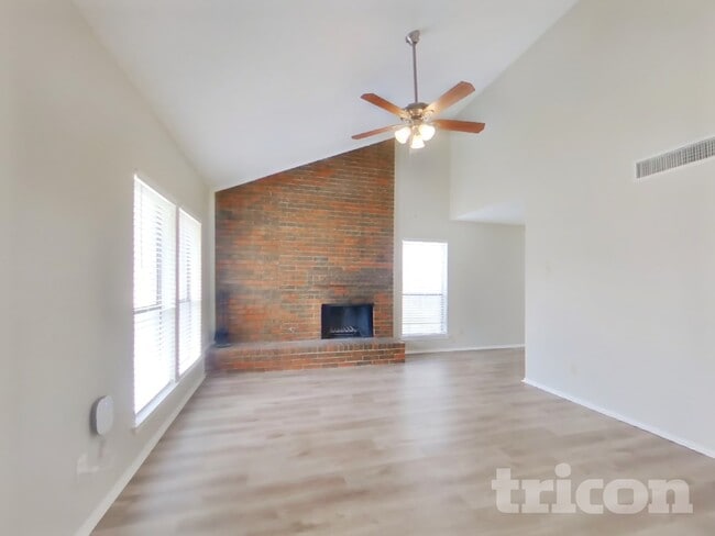 Photo - 3914 Sweetgum Ct