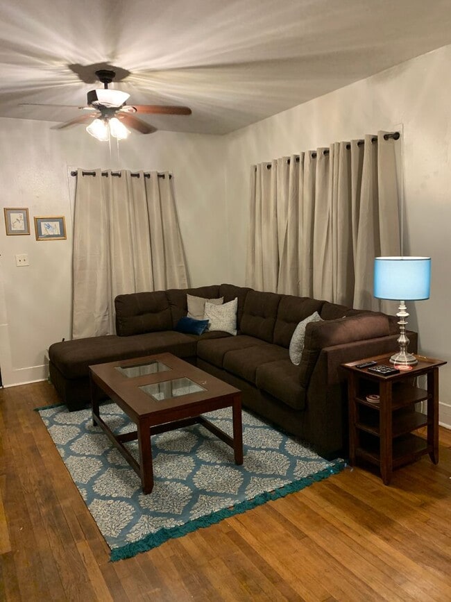 Photo - 3BR 2BA HOUSE FOR LEASE in Baton Rouge - C...