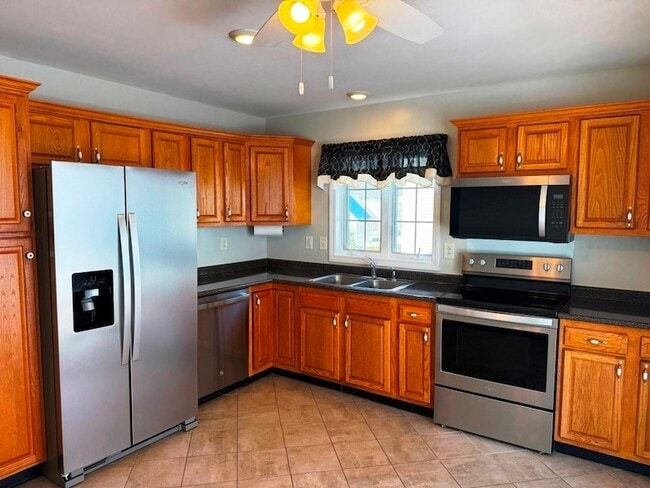 Photo - 50 Wigwam Hill Dr