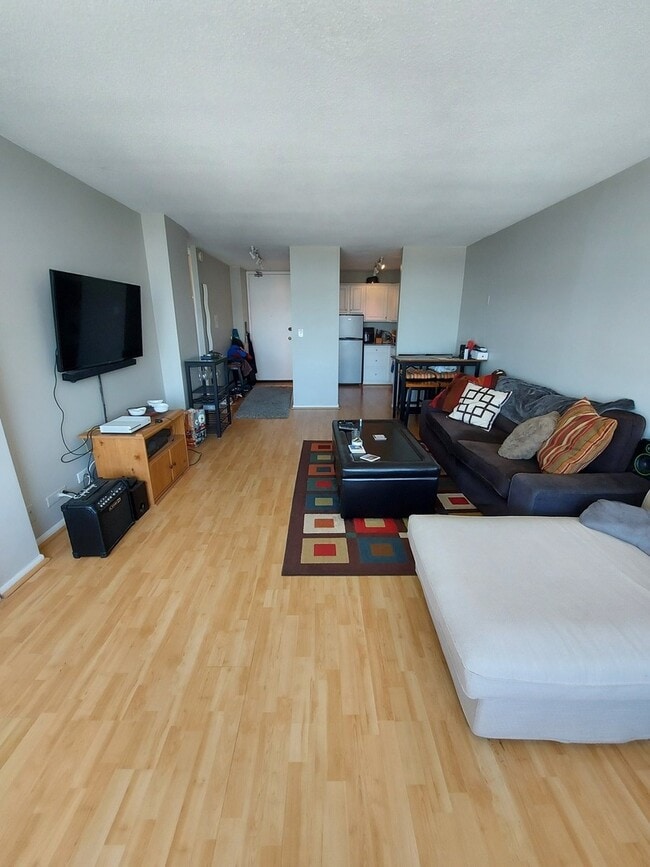 Photo - 2728 N Hampden Ct Unit 1702