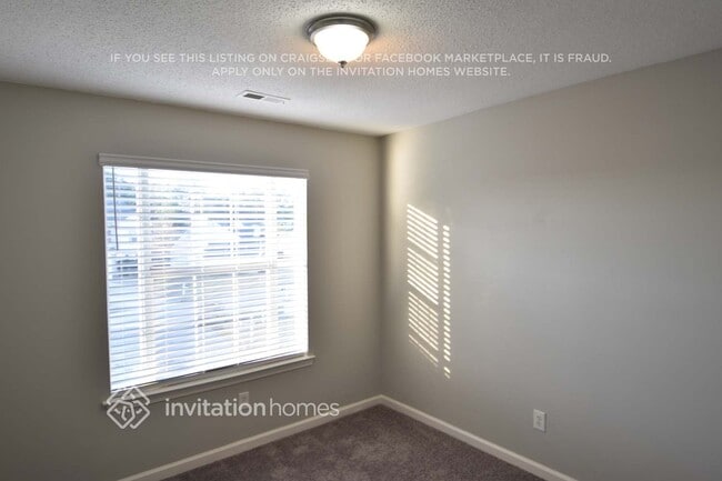 Photo - 1647 Isleworth Cir