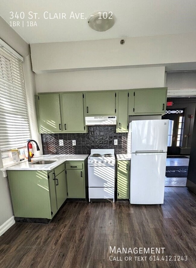 Building Photo - 340 St Clair Ave Unit 102