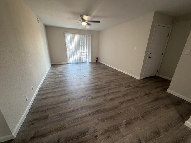 Photo - 3408 Balboa Ln Unit 32