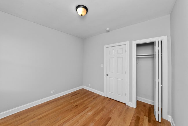 Photo - 3723 N Pine Grove Ave Unit W2