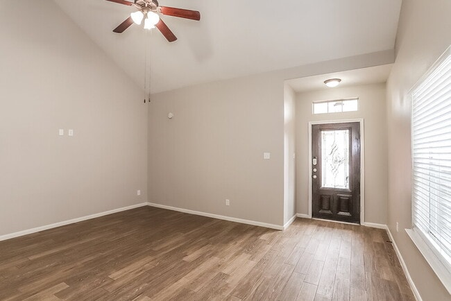 Photo - 10518 Southway Bend Ln